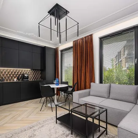 Black Diamond With Terrace - Botanica Jelitkowo By Oneapartments *